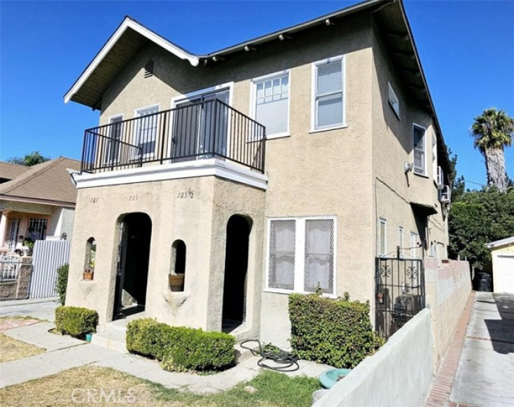  Income Home for Sale in Los Angeles, California