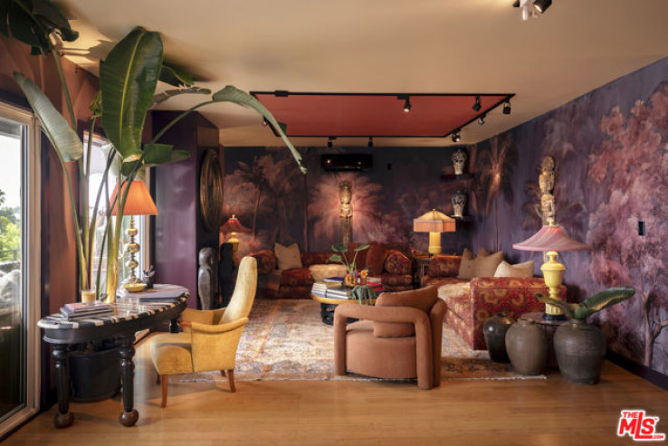 2 Bed Home for Sale in Los Angeles, California
