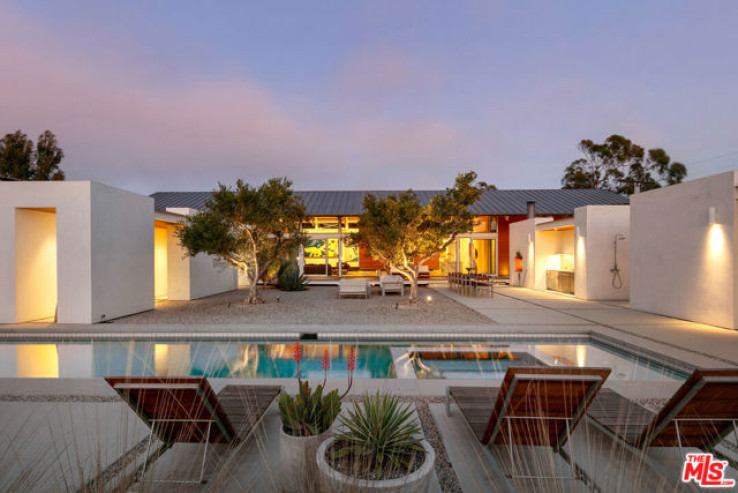 Residential Home in Malibu