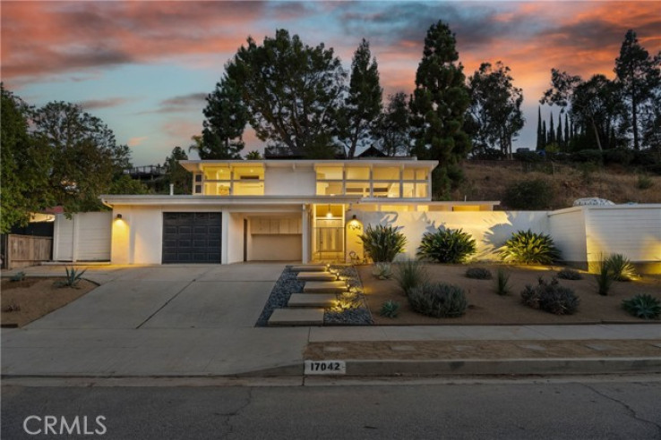 5 Bed Home for Sale in Granada Hills, California