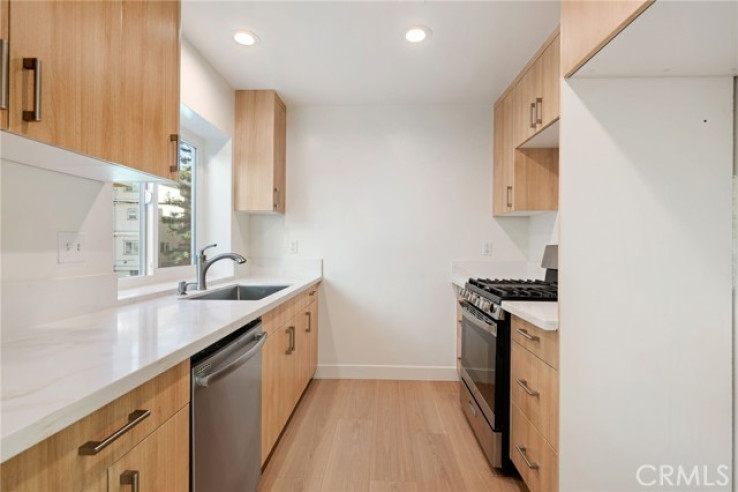 2 Bed Home for Sale in Studio City, California