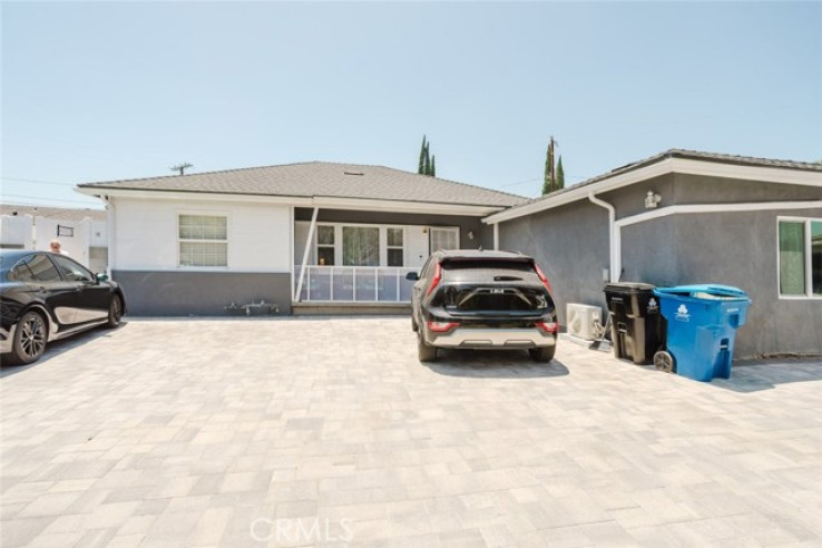 4 Bed Home for Sale in Granada Hills, California