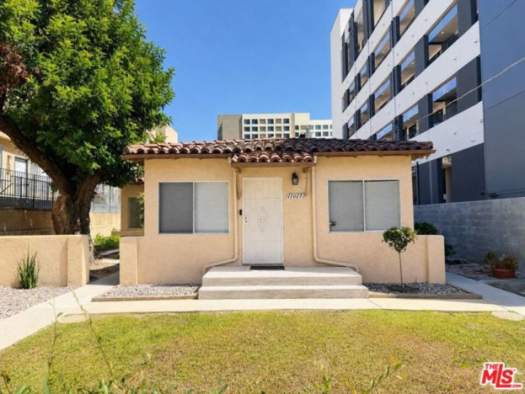  Income Home for Sale in North Hollywood, California
