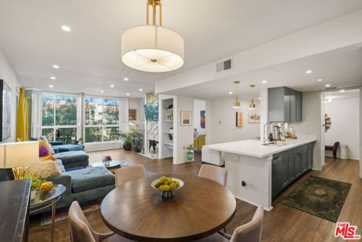 2 Bed Home for Sale in Encino, California