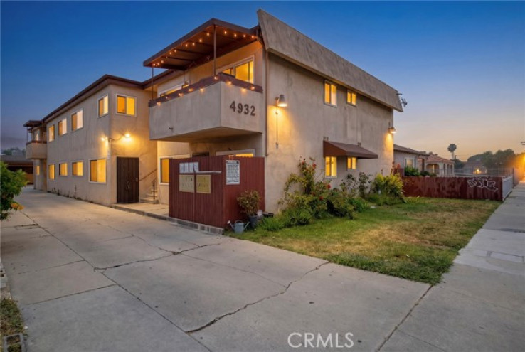  Income Home for Sale in Inglewood, California
