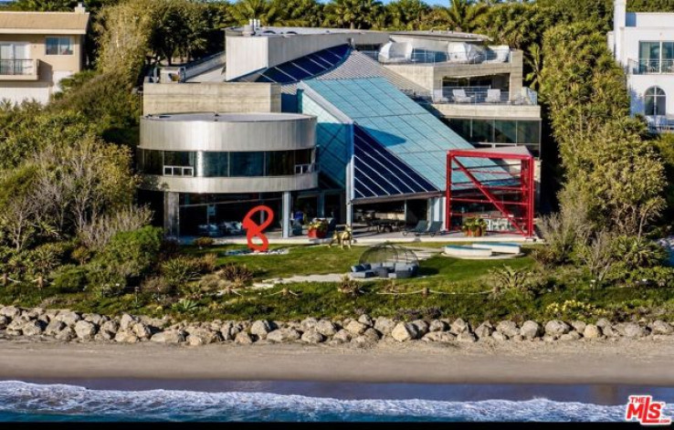 5 Bed Home for Sale in Malibu, California