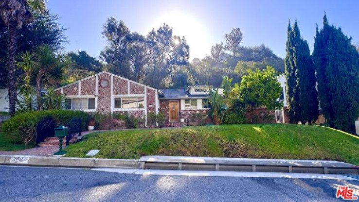 4 Bed Home for Sale in Beverly Hills, California
