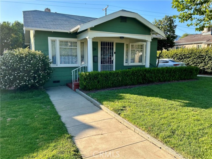 2 Bed Home for Sale in San Fernando, California
