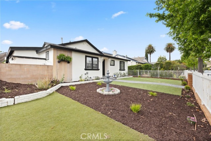 Residential Home in Granada Hills