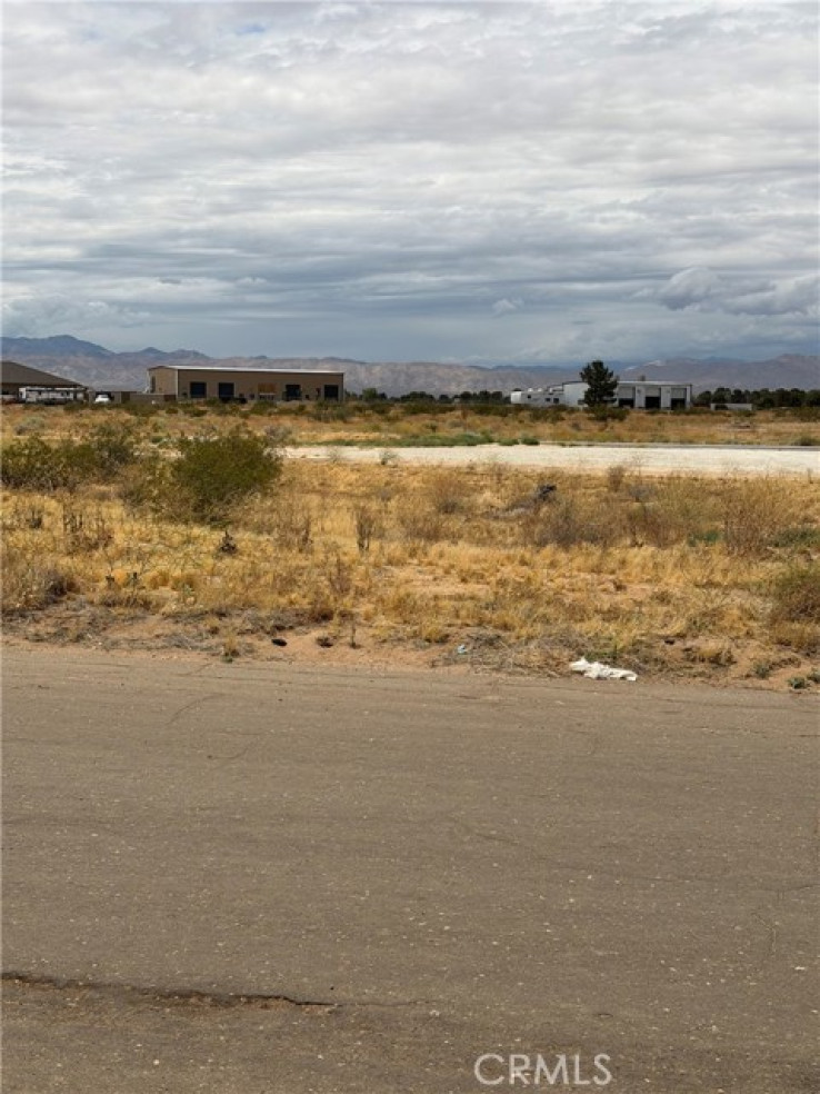 Land in California City