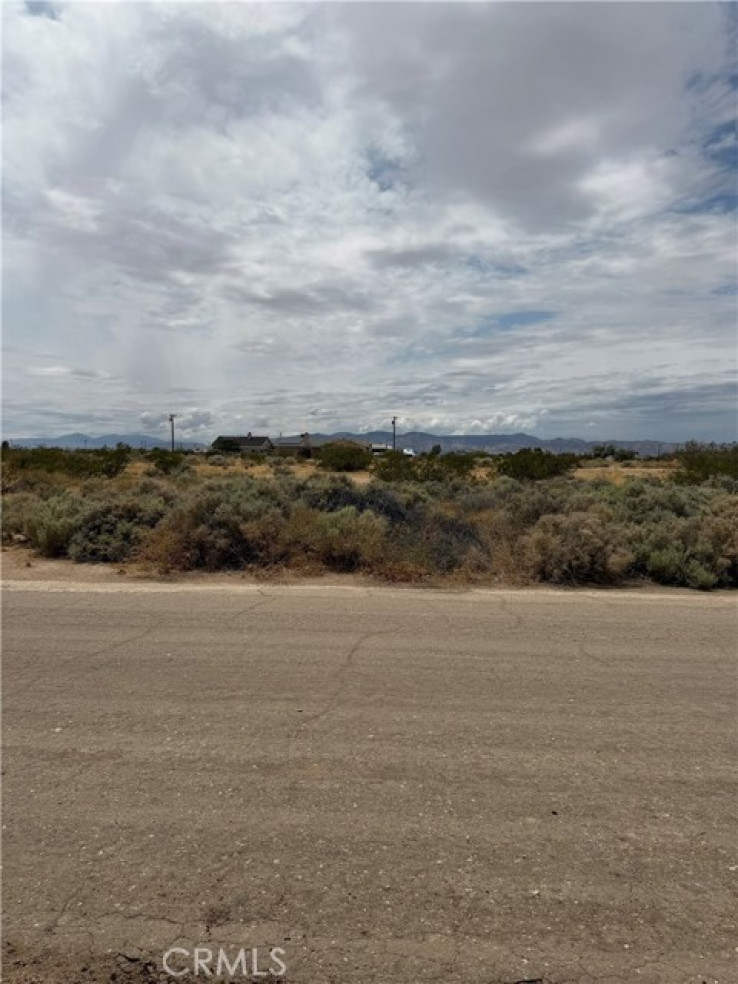 Land in California City