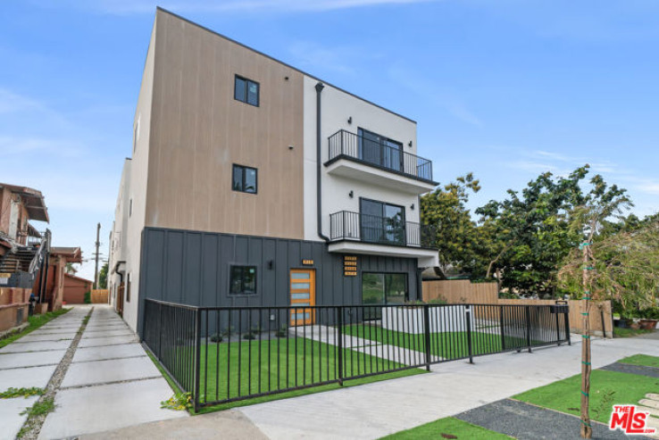  Income Home for Sale in Los Angeles, California