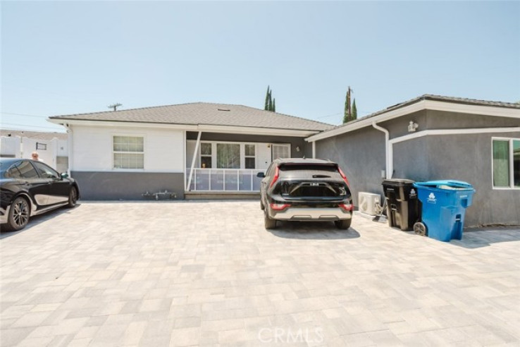  Income Home for Sale in Granada Hills, California
