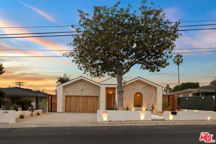 6 Bed Home for Sale in Los Angeles, California