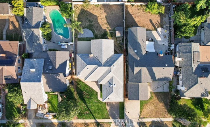 4 Bed Home for Sale in San Fernando, California