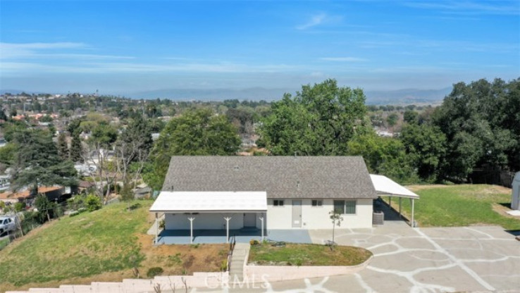 4 Bed Home for Sale in Newhall, California