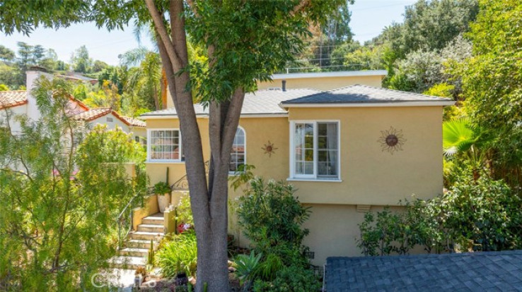 3 Bed Home for Sale in Studio City, California