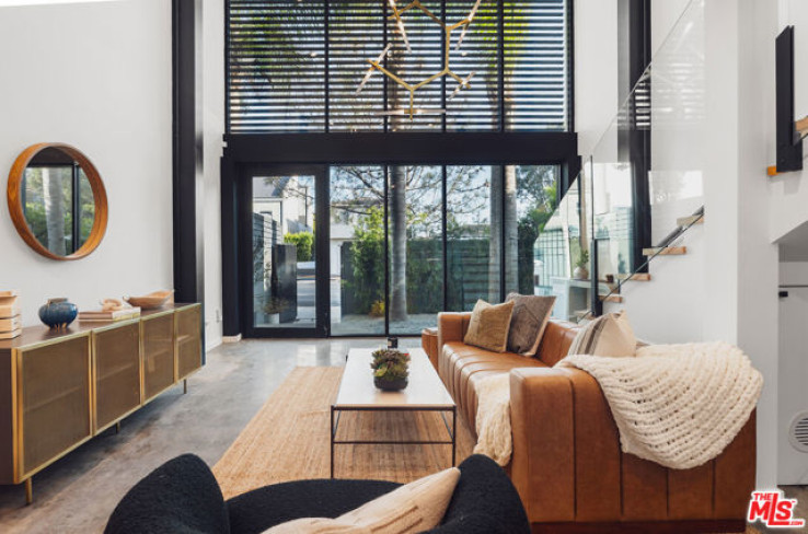 3 Bed Home for Sale in Venice, California