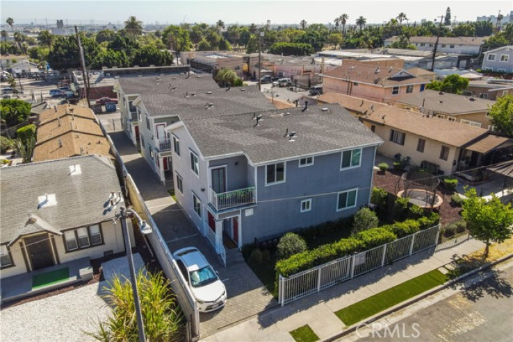  Income Home for Sale in Los Angeles, California