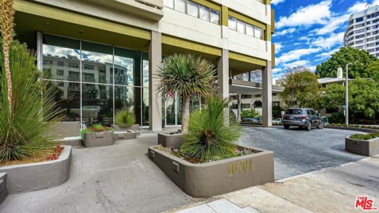 Residential Home in Westwood - Century City