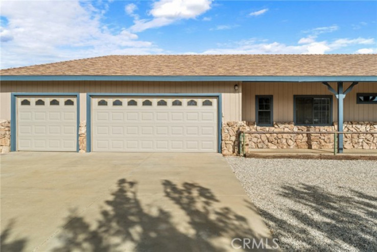 4 Bed Home for Sale in Agua Dulce, California