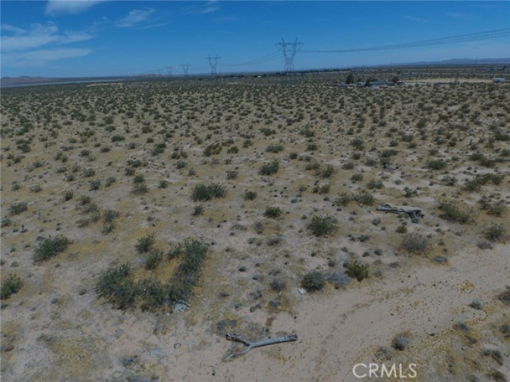 Land in Adelanto