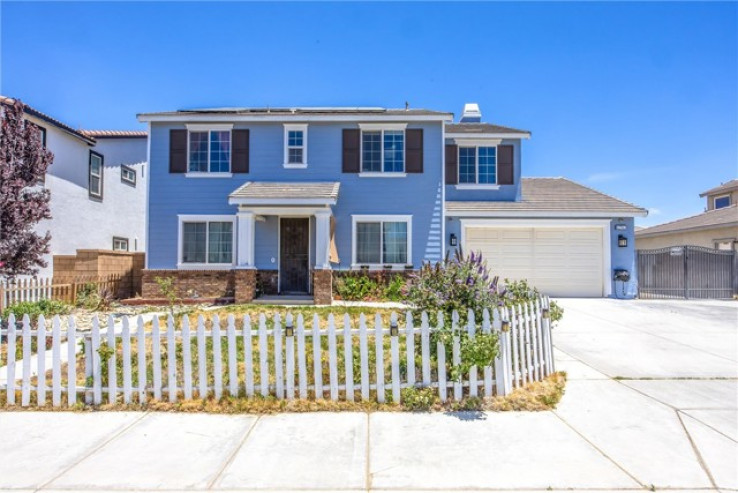 Residential Home in Victorville