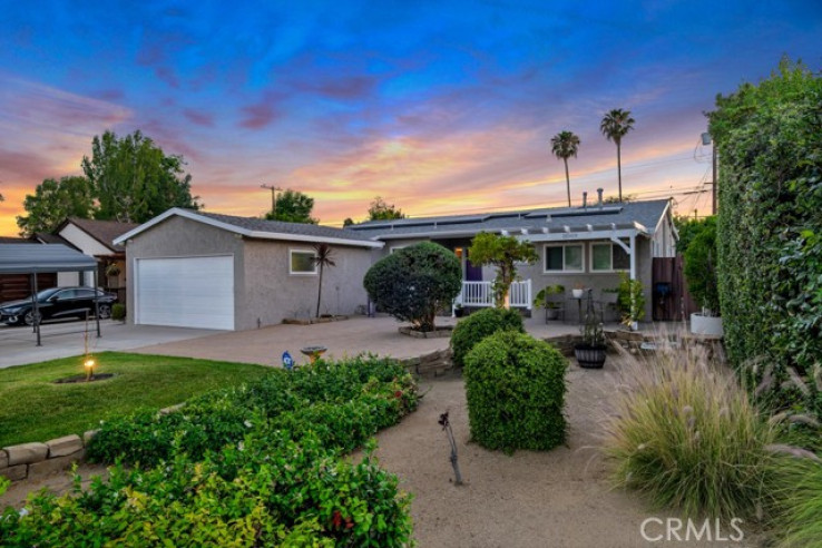 Residential Home in Granada Hills