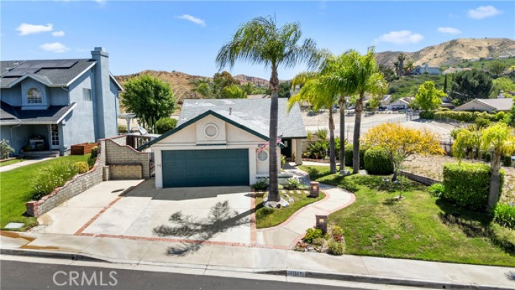 2 Bed Home for Sale in Saugus, California