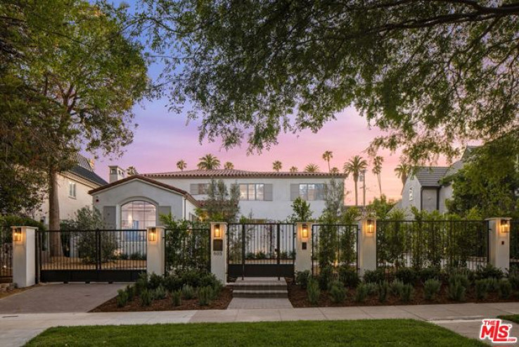 Residential Home in Beverly Hills