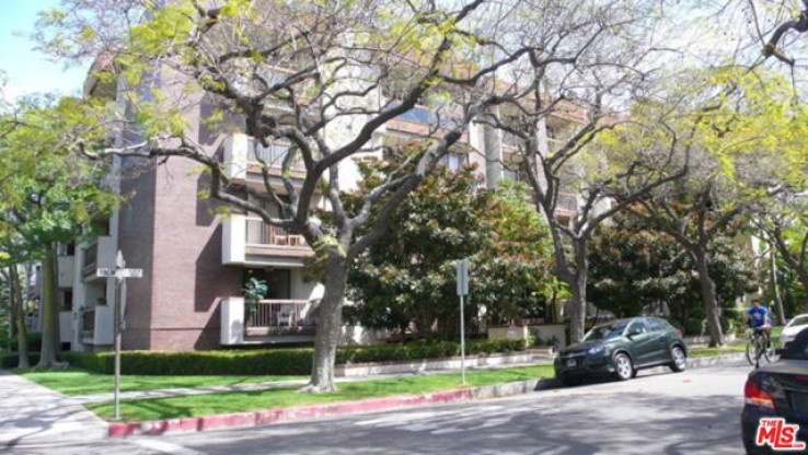 2 Bed Home for Sale in Beverly Hills, California
