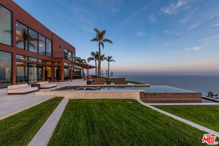 4 Bed Home for Sale in Malibu, California