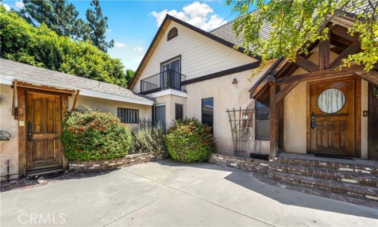 3 Bed Home for Sale in Sun Valley, California