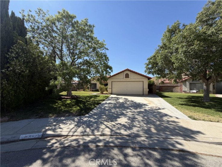 4 Bed Home for Sale in Rosamond, California