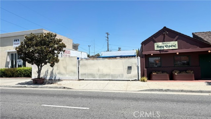  Commercial for Sale in Hawthorne, California