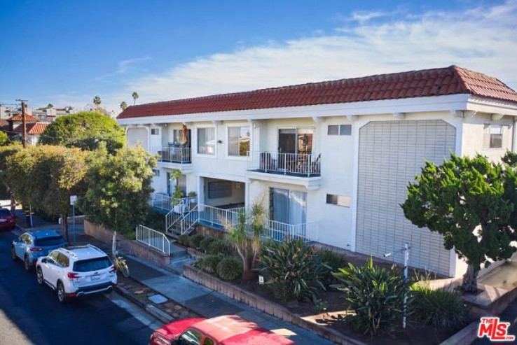  Income Home for Sale in Santa Monica, California