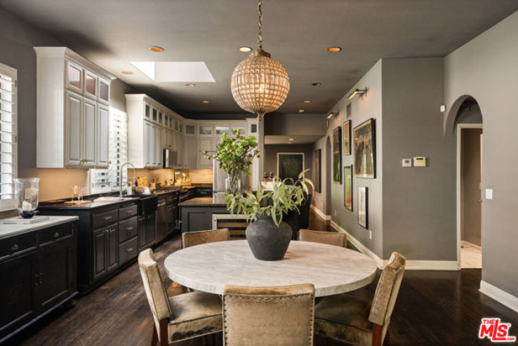 2 Bed Home for Sale in Studio City, California