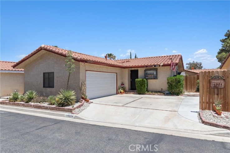 2 Bed Home for Sale in Mojave, California
