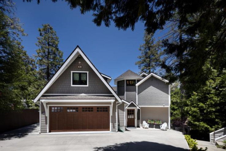 4 Bed Home for Sale in Lake Arrowhead, California
