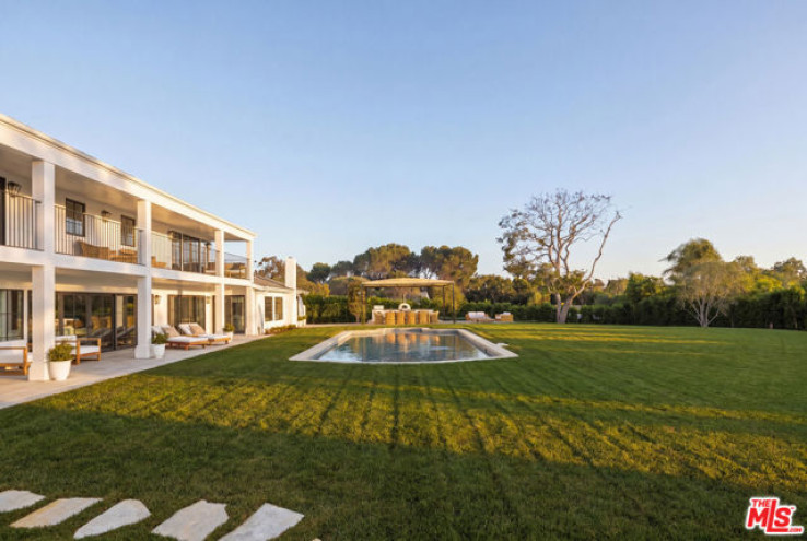 5 Bed Home for Sale in Malibu, California