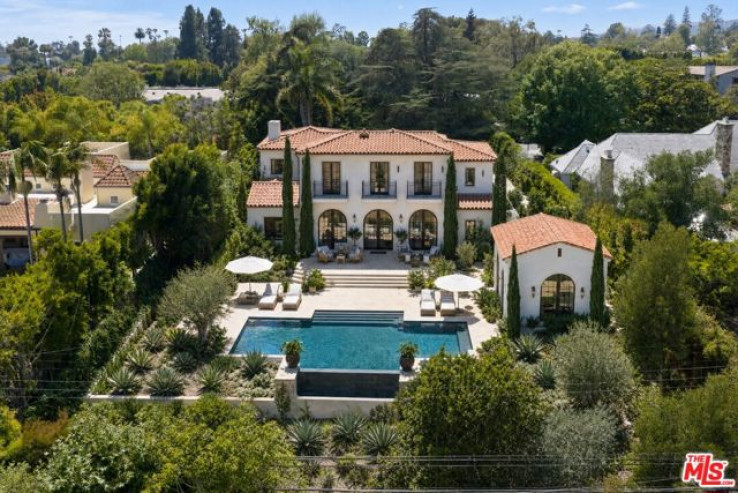 4 Bed Home for Sale in Los Angeles, California