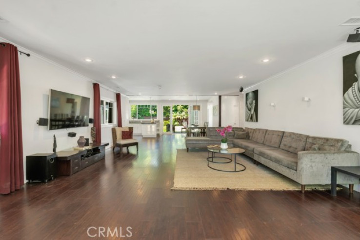 5 Bed Home for Sale in Sherman Oaks, California