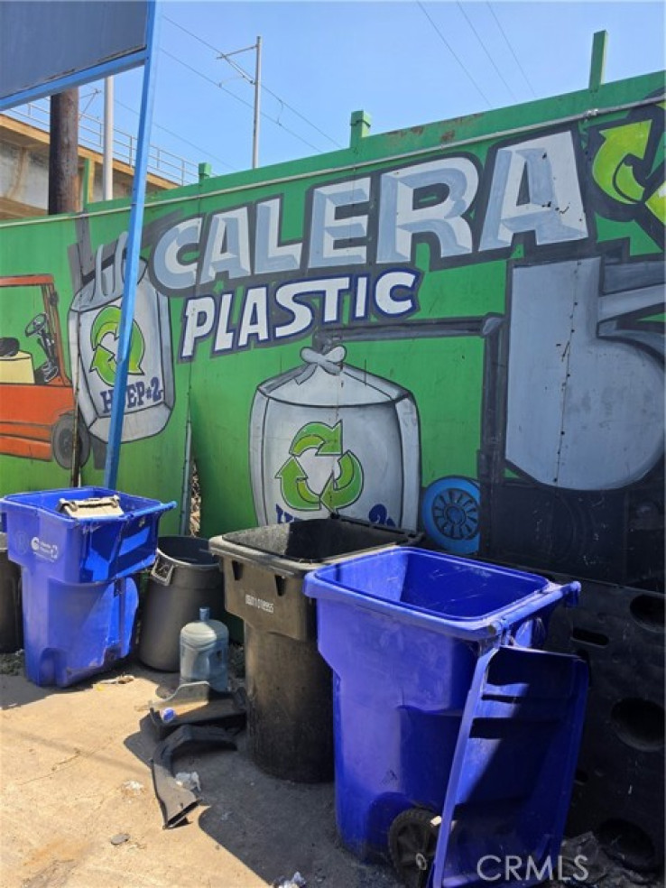  Commercial for Sale in Los Angeles, California