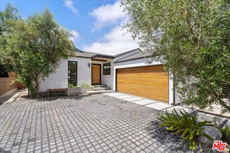 2 Bed Home for Sale in Culver City, California