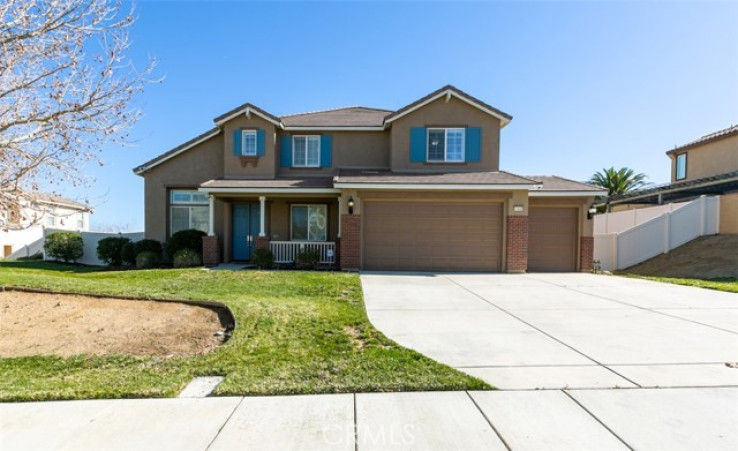 4 Bed Home for Sale in Palmdale, California