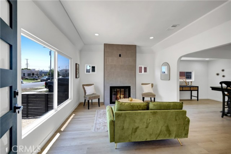 Residential Home in Mid Los Angeles