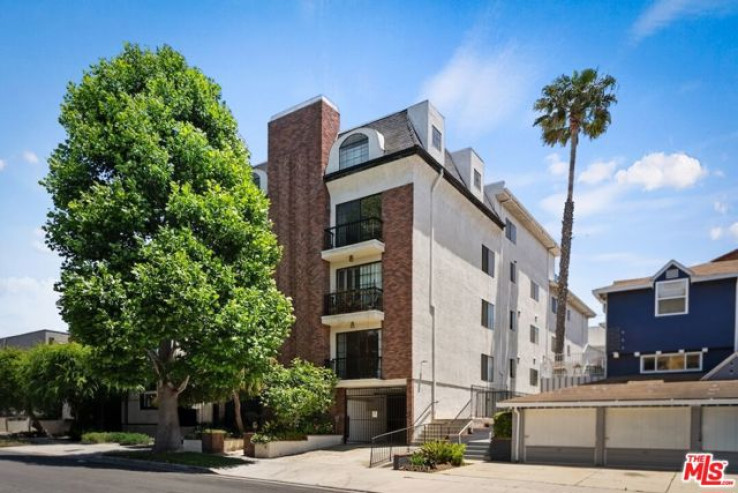 3 Bed Home for Sale in Los Angeles, California
