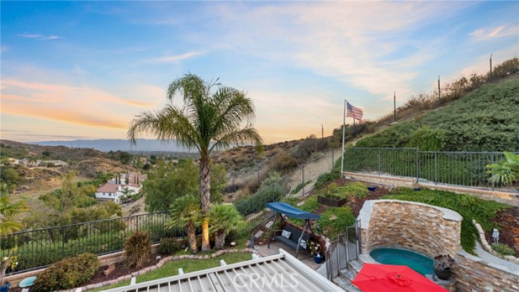 6 Bed Home for Sale in Saugus, California