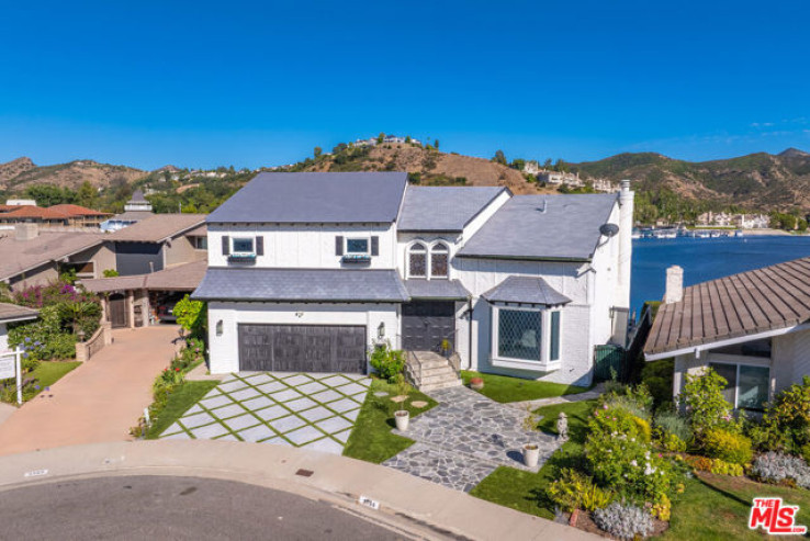 3 Bed Home for Sale in Westlake Village, California