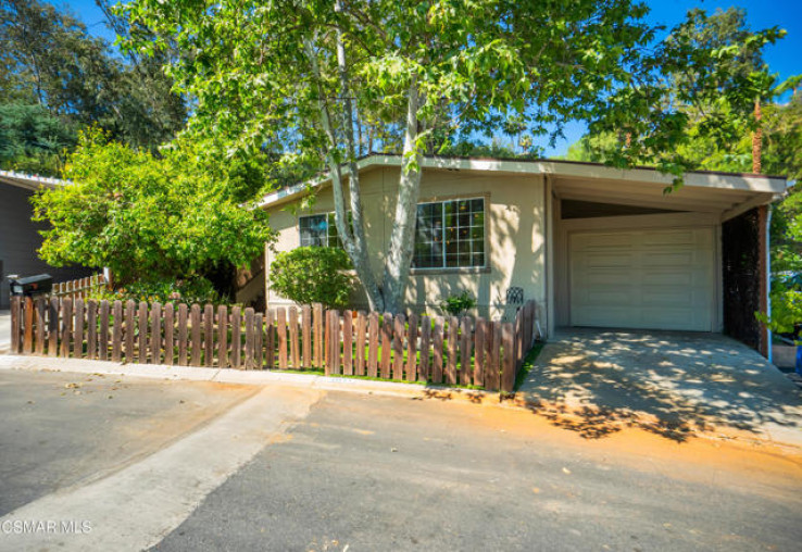 Residential Home in Calabasas